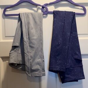 Athleta Kids Gray and Navy Splatter Leggings